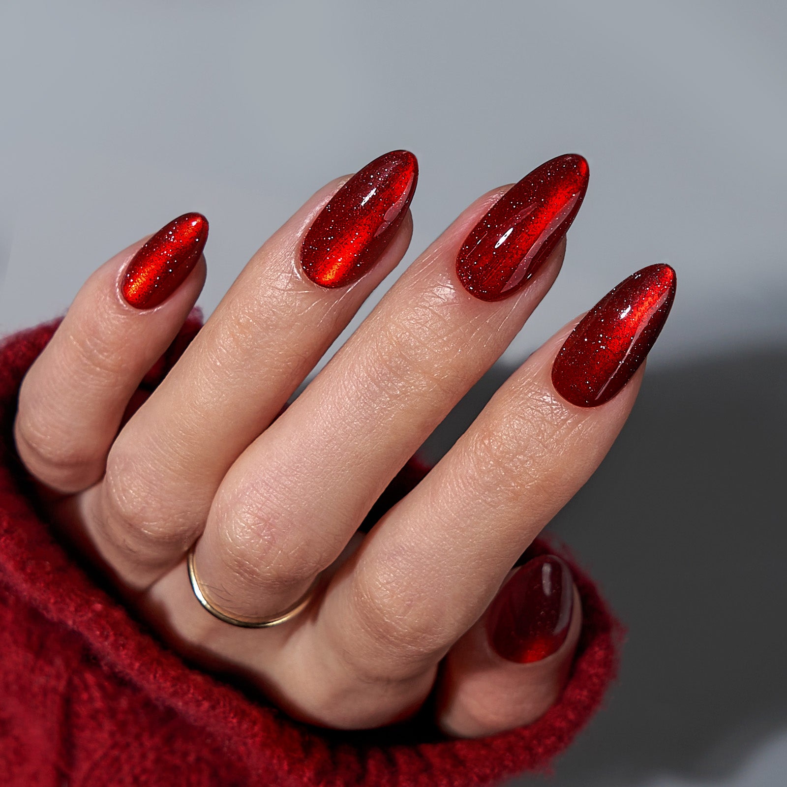 Fixon glitter press-on nails for elegant manicure