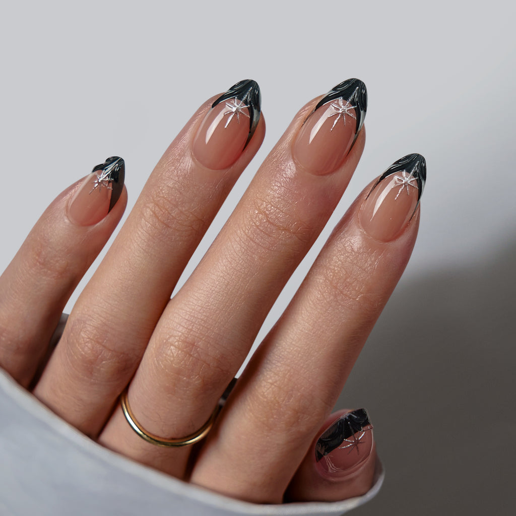 Fixon black press-on nails with high-gloss finish