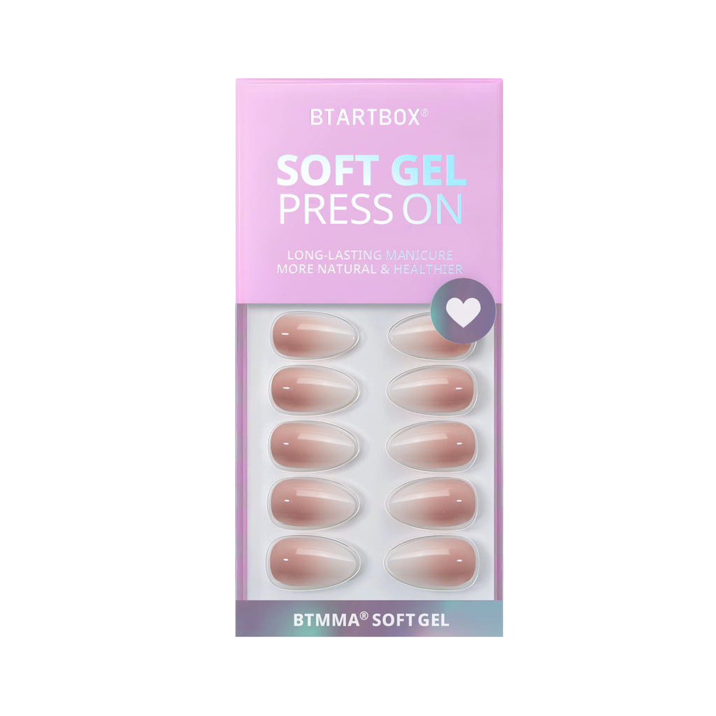Naglar med vaniljfärg, mandelform och krämig finish – mjuka gelpress-on